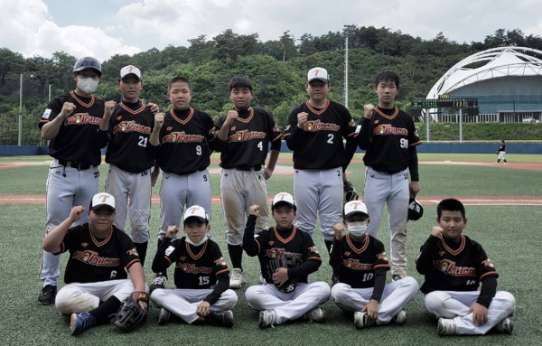 사진설명- 가평군유소년 야구단 ‘몬스터’ 팀 